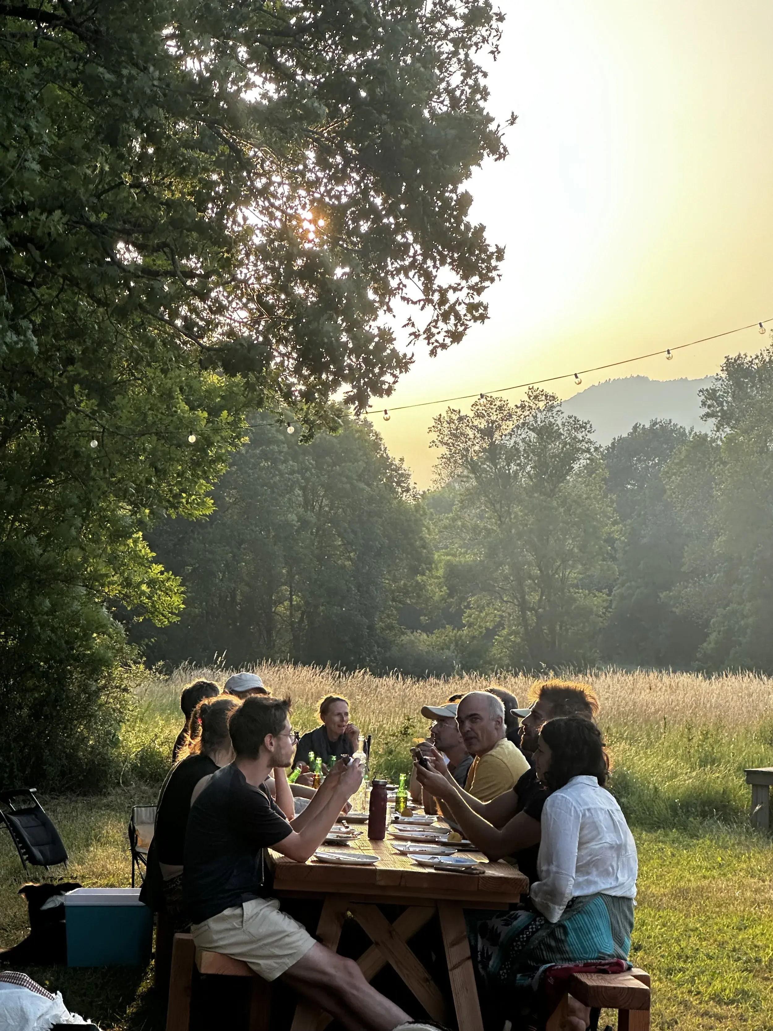 Tablée au coucher du soleil à LAOM